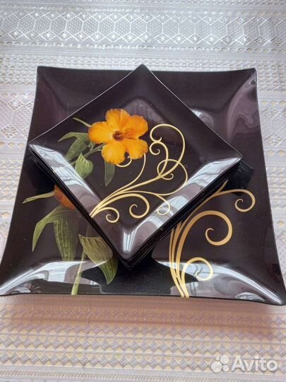 Посуда тортница