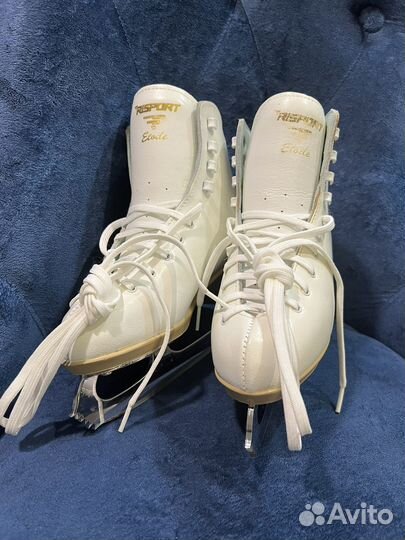 Фигурные коньки risport