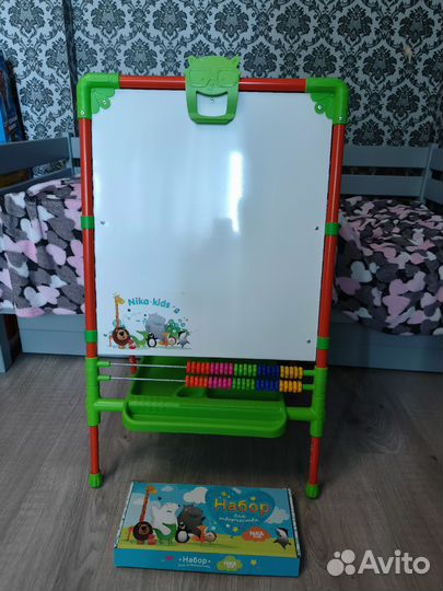 Мольберт детский двусторонний