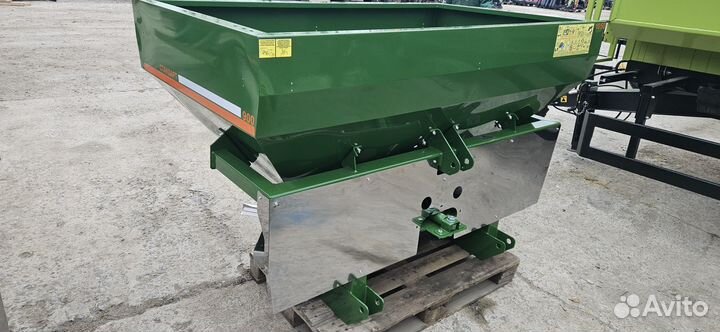 Разбрасыватель удобрений Оптсельмаш Стандарт 1050, 2024