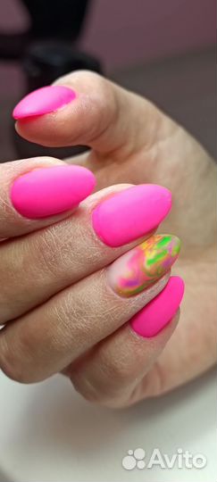 Маникюр и педикюр