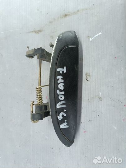 Ручка внешняя левая задняя Renault Logan 1