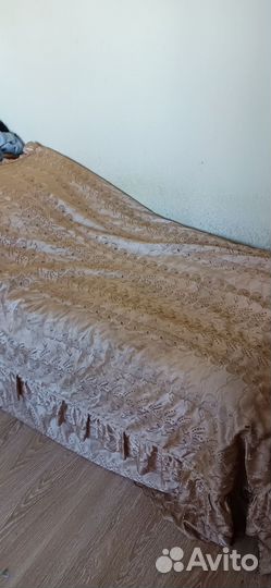 Шторы и покрывало