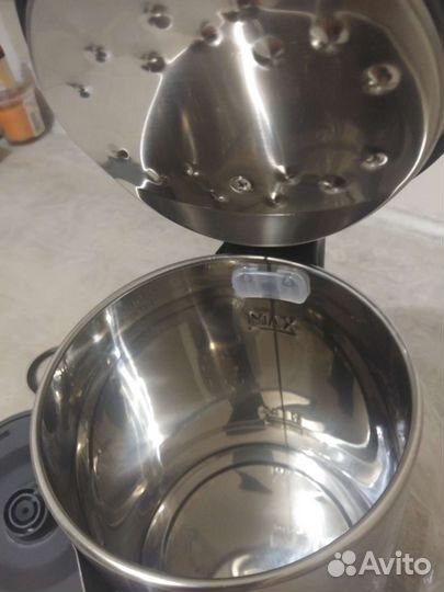 Новый Чайник электрический