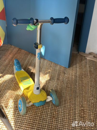 Самокат детский трехколесный