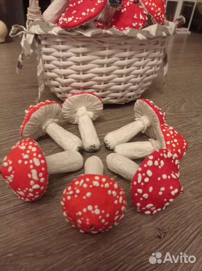 Ёлочные игрушки. Грибы