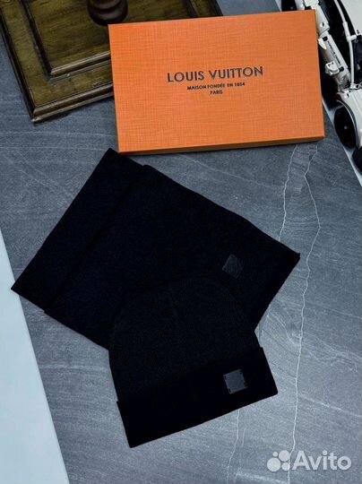 Комплект шапка и шарф louis vuitton