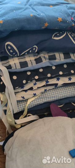 Бортики в кроватку и детские вещи