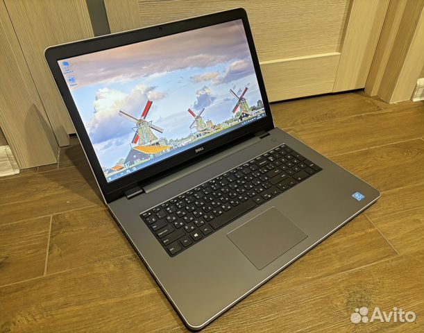 Dell inspiron 17 5758 (идеал/ SSD/ 8GB RAM) купить в Краснодаре по