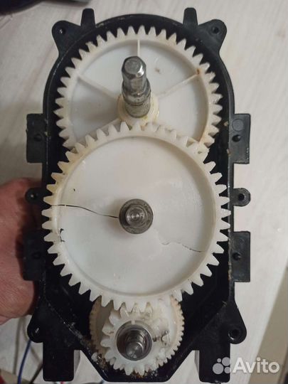 Двигатель для мясорубки Redmond