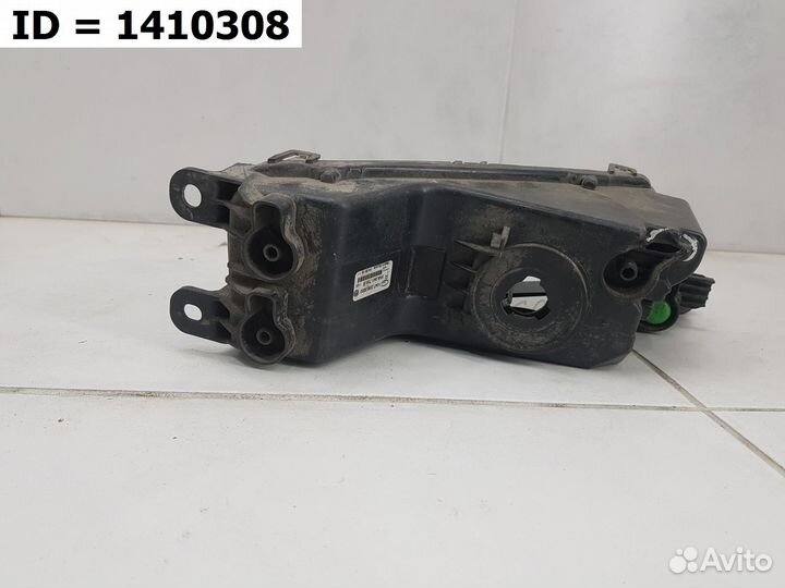 Птф передняя правая Volkswagen Tiguan