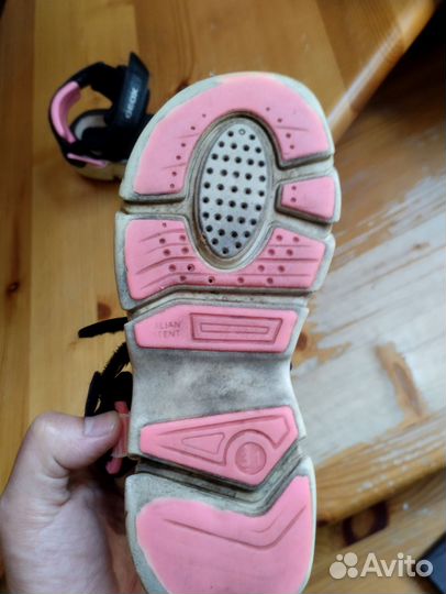 Босоножки для девочки