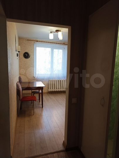 2-к. квартира, 65 м², 6/10 эт.