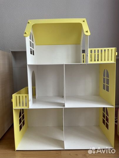 Домик кукольный (+ мебель и куклы)