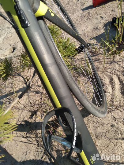 Шоссейник Cube карбон