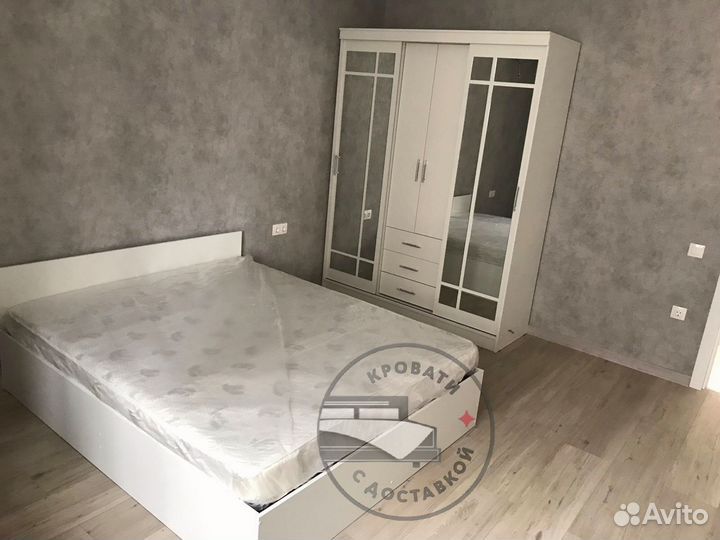 Кровать двухспальная