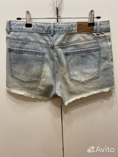 Джинсовые шорты
