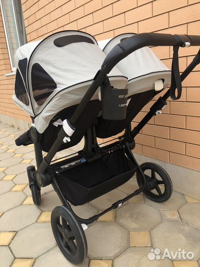 Коляска для погодак/двойни bugaboo donkey3