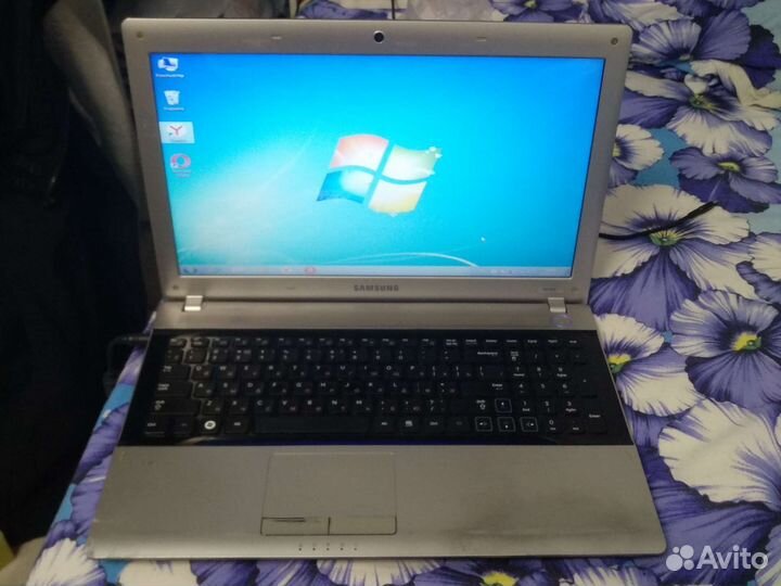 Ноутбук Samsung