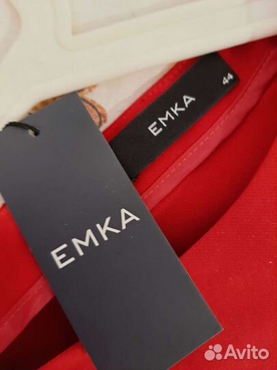 Платье р. 44 emka бренд
