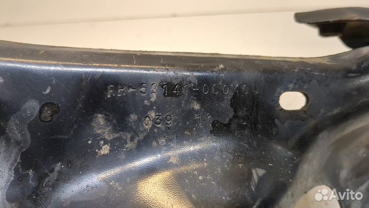 Кронштейн фары Toyota Tundra, 2011