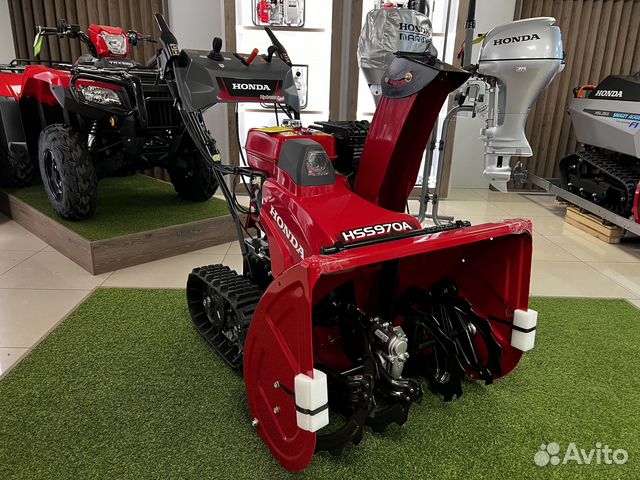Снегоуборщик Honda HSS 970 AET