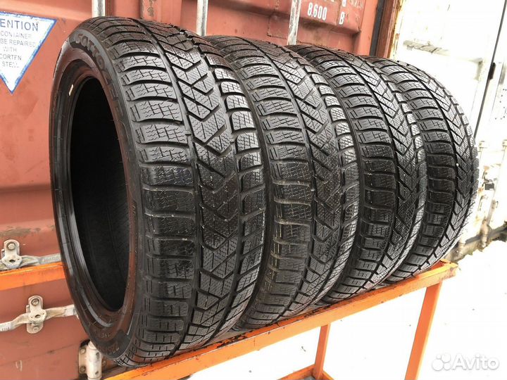 Pirelli Winter Sottozero 3 225/50 R18