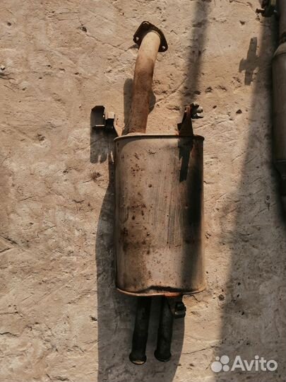 Глушитель Митсубиси каризма