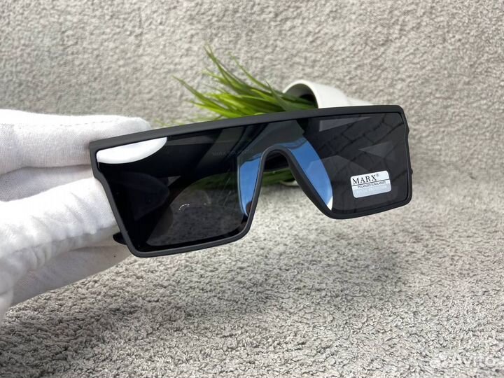 Солнцезащитные очки мужские