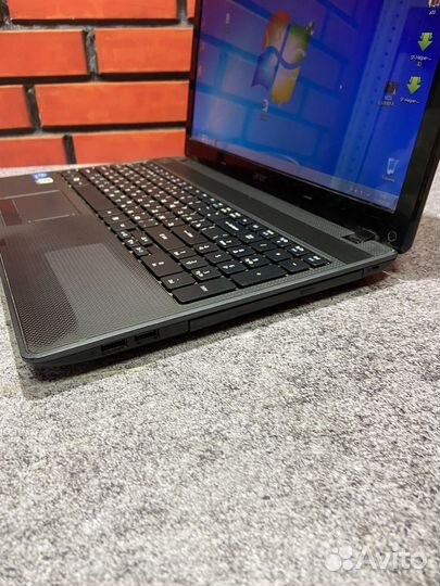 Ноутбук Acer Aspire 5349