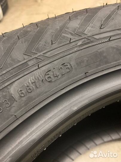 Ikon Tyres Nordman 8 SUV 235/55 R18 104T