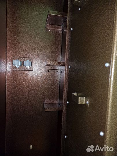 Оружейный сейф