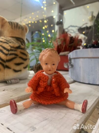 Старинная куколка