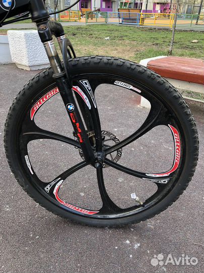 Велосипед BMW