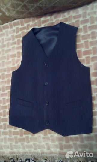 Костюм школьный