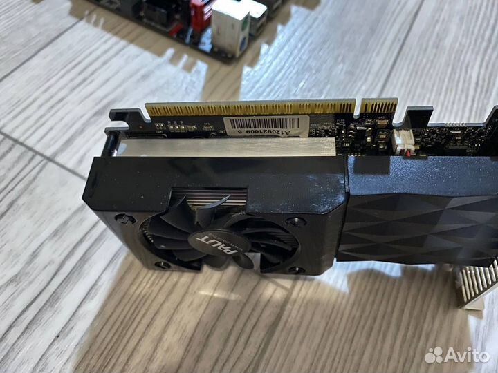 Видеокарта GT640