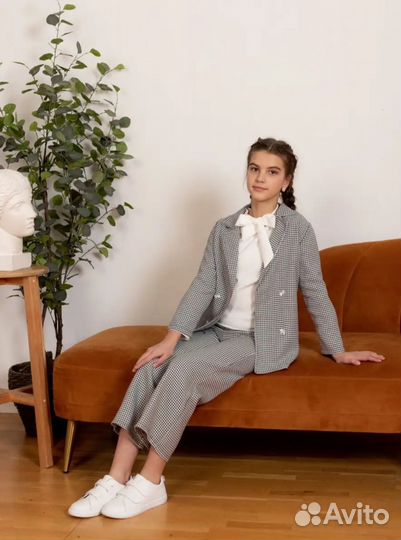 Костюм брючный для девочки