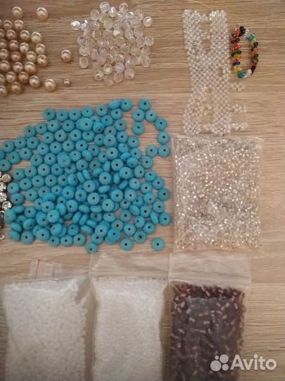 Бисер, бусины, подвеска