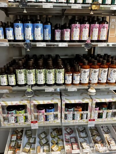 Гели,шампуни,маски,бальзамы от Ив роше