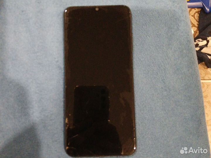 Samsung Galaxy A13, 4/64 ГБ