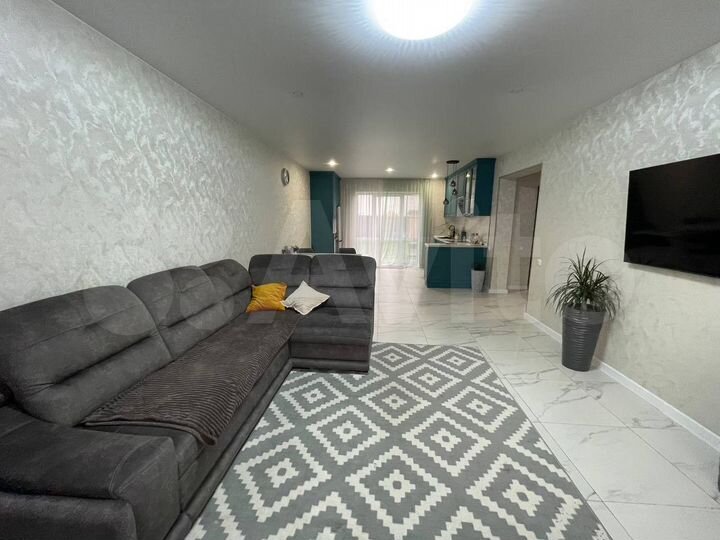 Дом 183 м² на участке 6 сот.