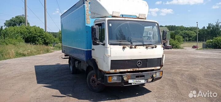 Mercedes-Benz 809, 1986