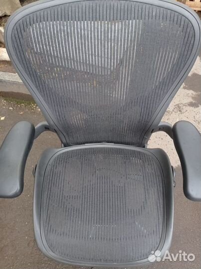 Эргономичное кресло Aeron Classic Размер С