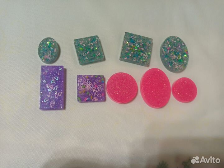 Работа из эпокдисдной смолы 1 шт. 100р