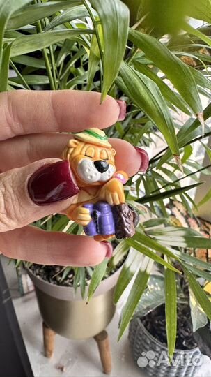 Игрушки из киндер сюрприза - Львы путешественники
