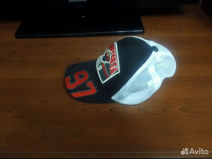 Кепка команды из нхл 