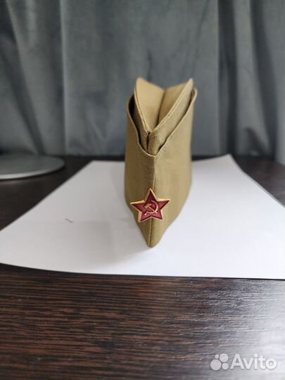 Солдатская пилотка