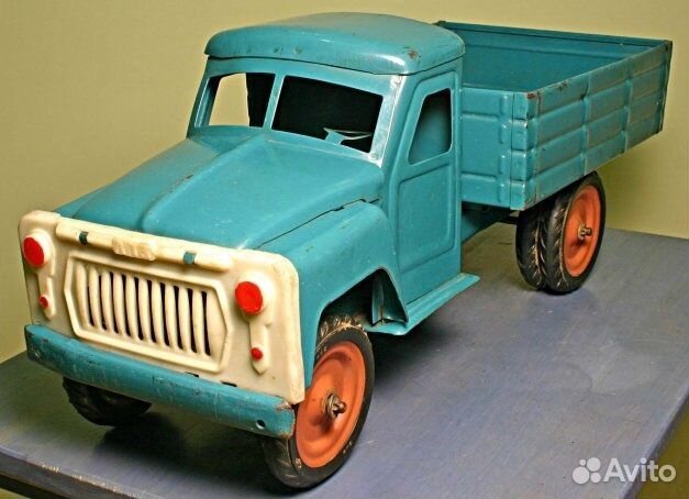 Игрушка СССР Уралец лтз Запорожец колеса