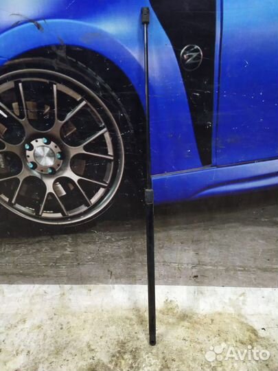 Амортизатор газо-масляный капота Audi A4 B8