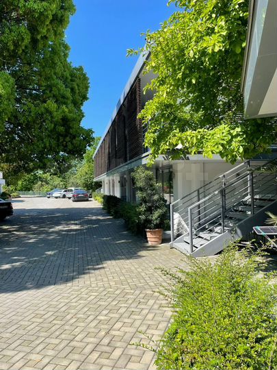 2-к. квартира, 42 м², 1/2 эт.